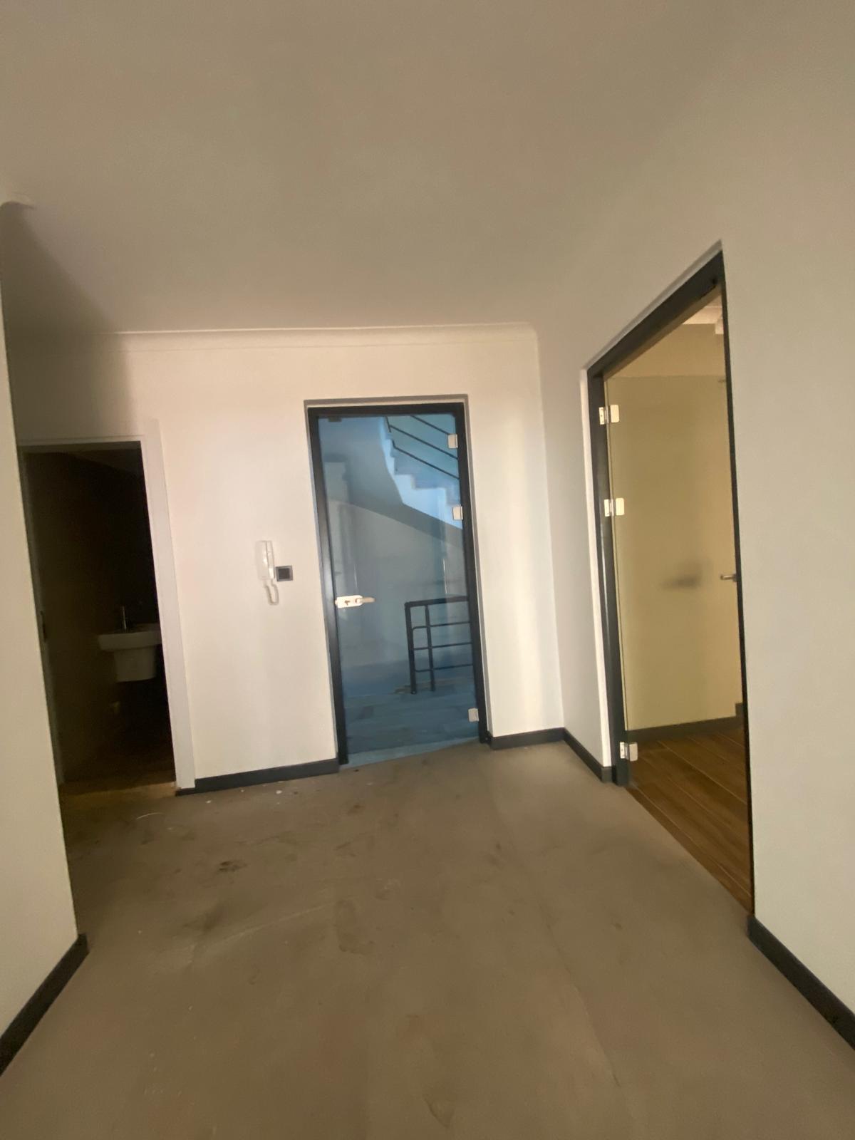 MABEL GAYRİMENKUL/ BEŞİKDÜZÜ/ ÇARŞI İÇİ SATILIK KOMPLE BİNA